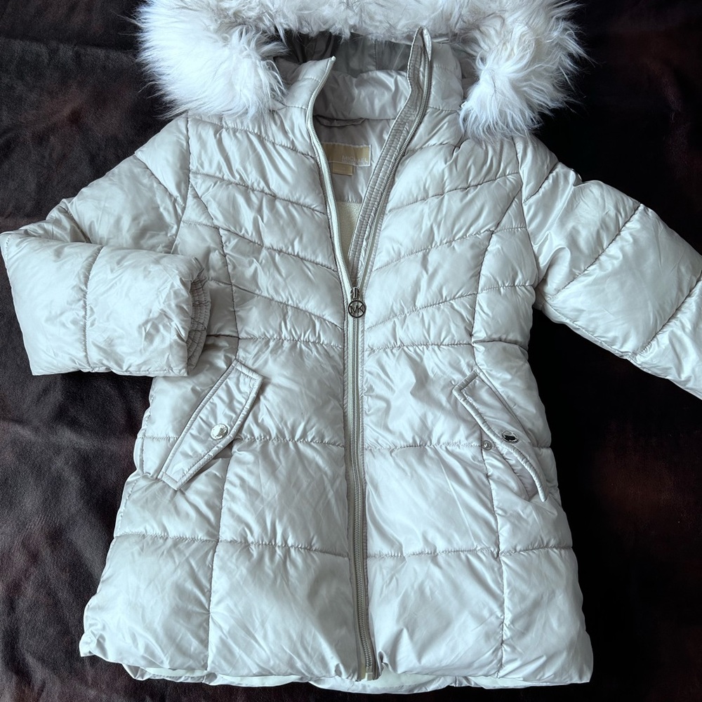 Michael Kors Kids Off-White Puffer Jacket with Faux Fur Hood
